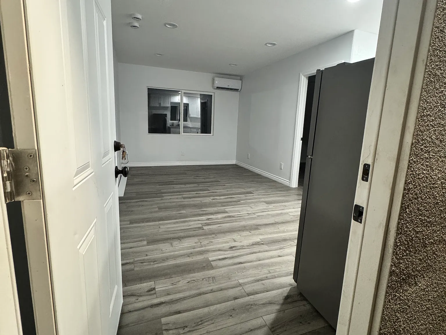 3608 N Acacia Ave — Photo 3