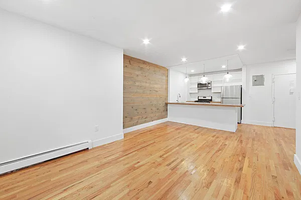 Rented by TorsX Inc | media 3