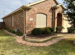 1712 Rio Penasco Rd, Haslet, TX 76052