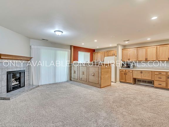 5th image of 7755 S Briarsprings Dr