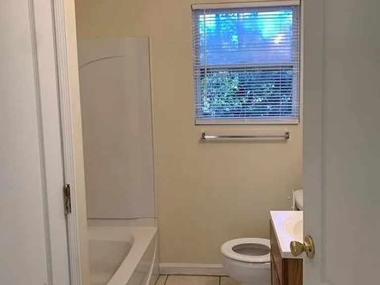 722 E Brookwood Pl — Photo 8