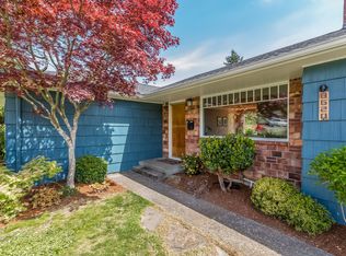 8620 31st Ave SW, Seattle, WA 98126