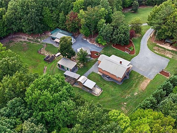 4th image of 7047 High Pine Church Rd