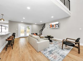 (Undisclosed Address), Houston, TX 77077