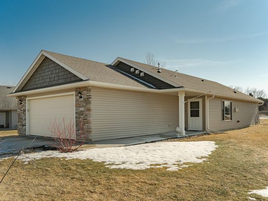 702 Southfork Pl SE, Kasson, MN 55944