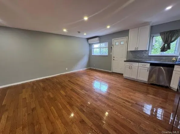 409 S 3rd Avenue, Mount Vernon, NY 10550