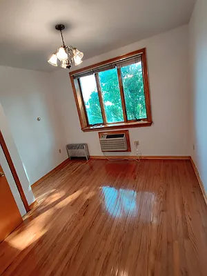 Rented by Apple Exclusive Realty Inc | media 16