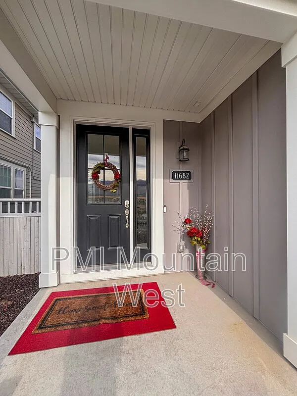 4 bed, 3.5 bath, 2850 sqft, $2,595 — Photo 3