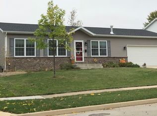 1110 Westminster Dr, Washington, IL 61571