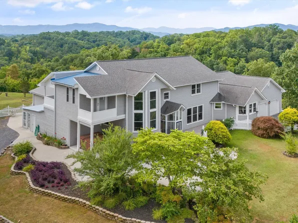 1491 Shenandoah Way, Parrottsville, TN 37843