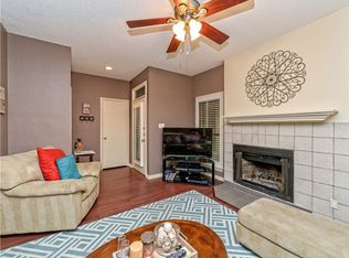 1910 Robbins Pl APT 208, Austin, TX 78705