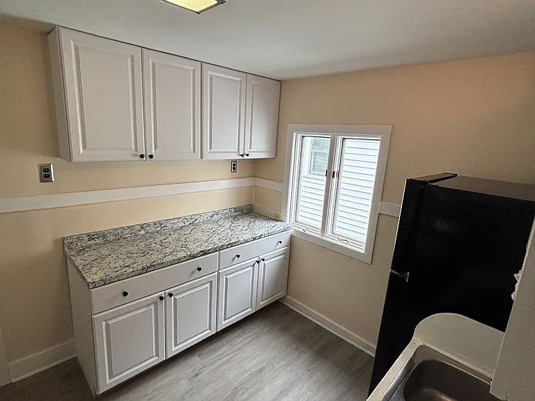 181 Shepard Ave #2 — Photo 3