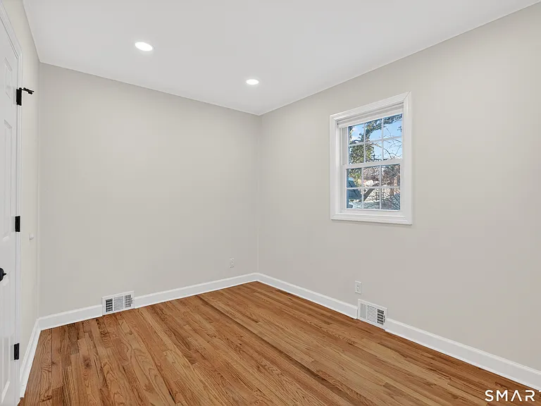 195 Laurel Pl — Photo 8
