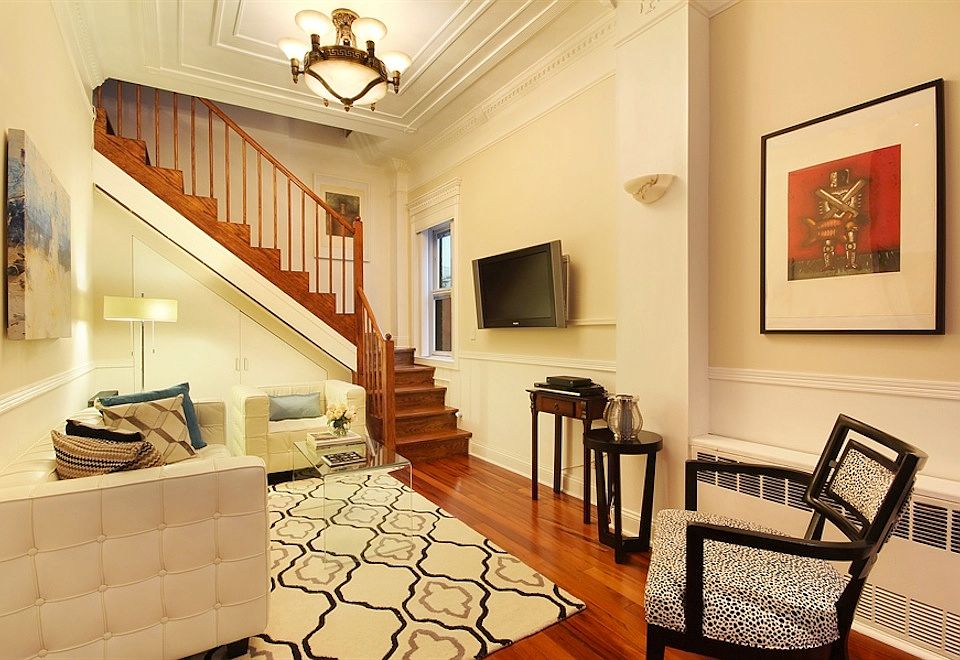 1st image of 368 W 23rd St APT 3R