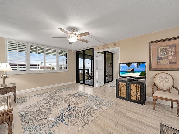 5th image of 979 E Gulf Dr Unit 184