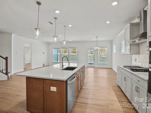 1006 Kinship Dr, Lancaster, SC 29720