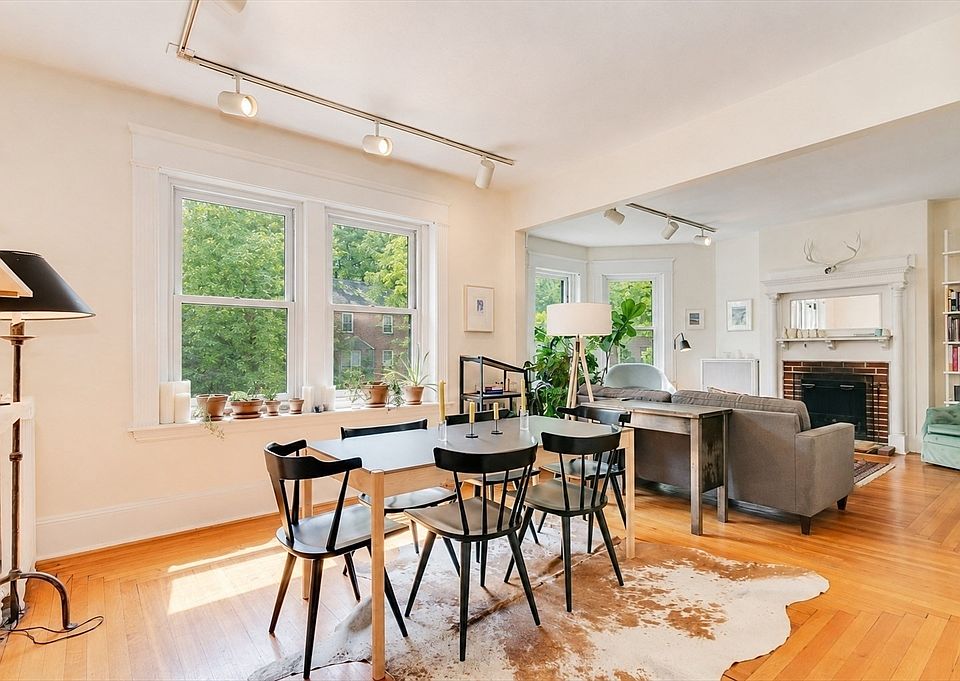 1st image of 485 Washington St #3