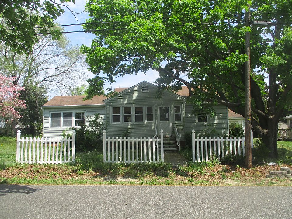1st image of 713 E Belmar Ave