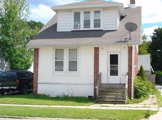 2011 65th St, Kenosha, WI 53143