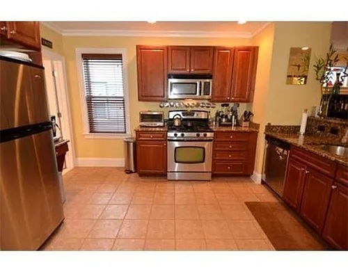 17 Pond St #3 Photo 1