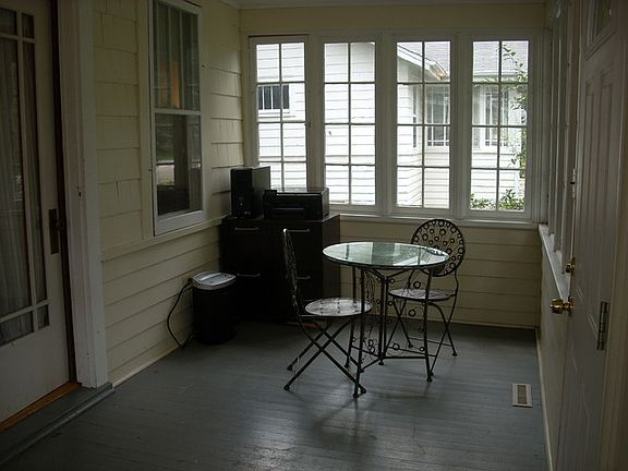 2nd image of 221 S Warwick Ave