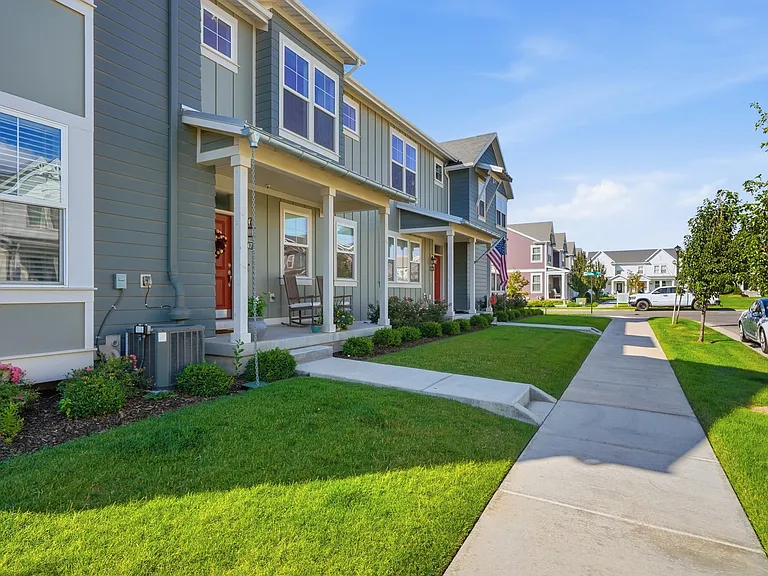 5347 W Canary Grass Way — Photo 2