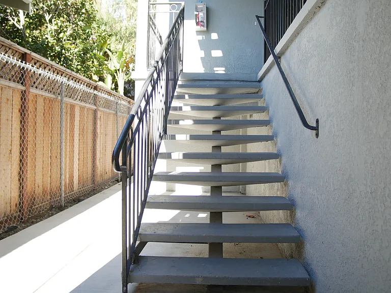 1109 Parker St #4 — Photo 22