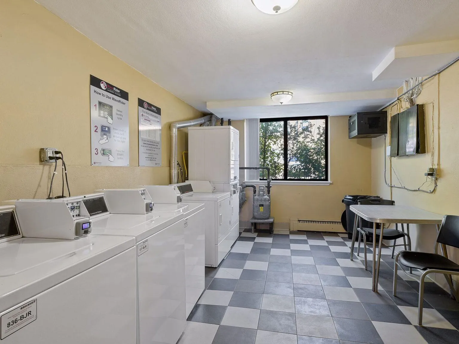 Emerson Flats — Photo 4