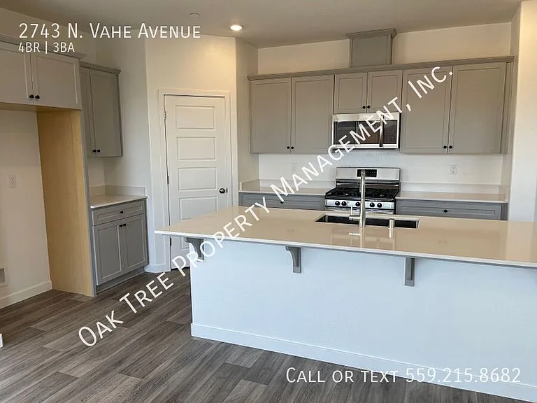 2743 N Vahe Ave — Photo 3