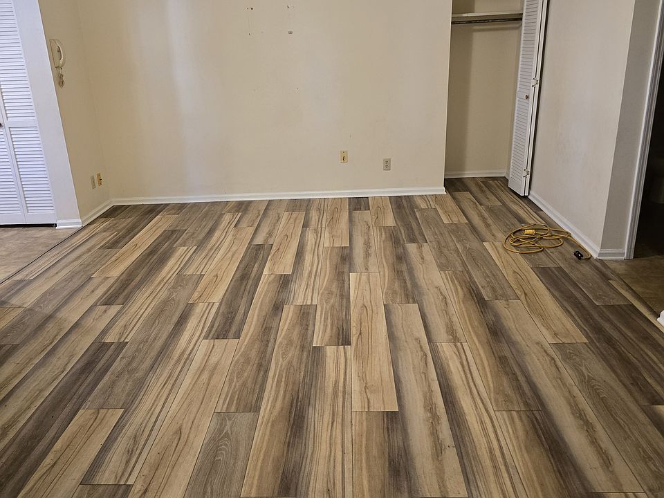 1st image of 5795 Pershing Ave APT 102
