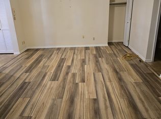 5795 Pershing Ave APT 102, Saint Louis, MO 63112