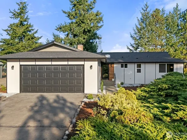 18311 40th Avenue E, Tacoma, WA 98446