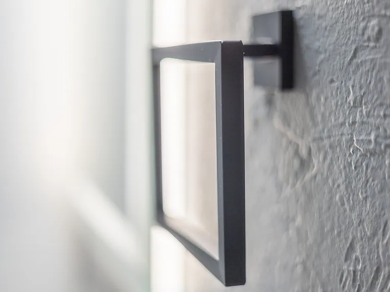 Pine Maple Apartments — Photo 12