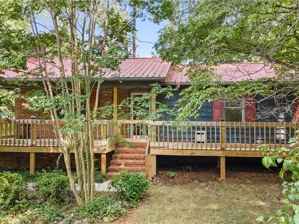 923 Aberdeen Rd, High Point, NC 27265