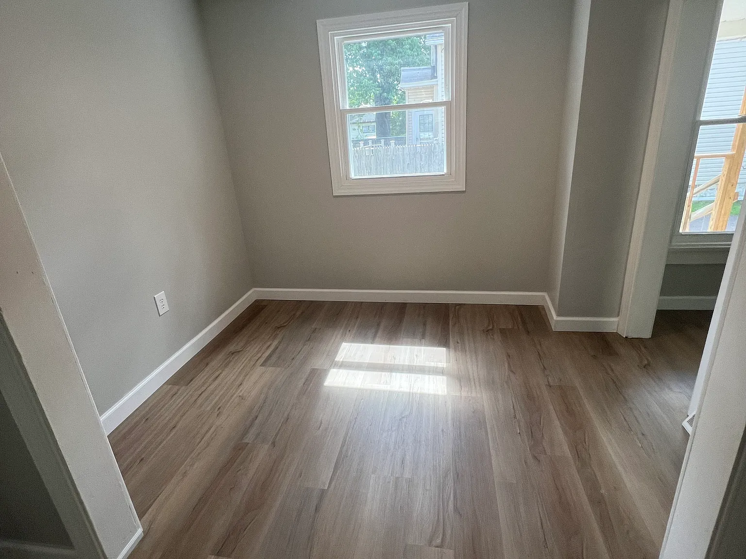 2 bed, 1188 sqft, $1,295 — Photo 4