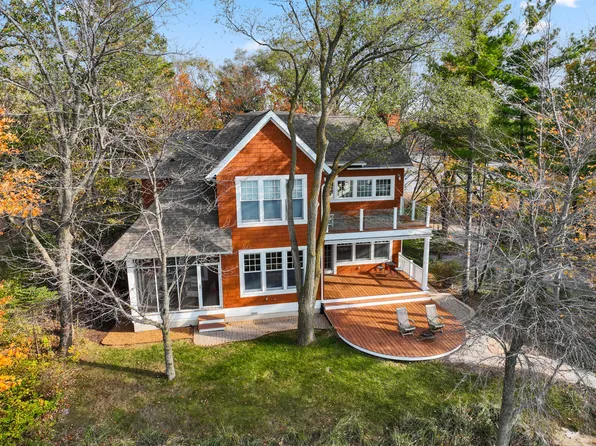 5722 Dunham Path, Stevensville, MI 49127