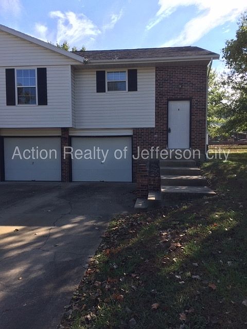 1st image of 5105 Charm Oak Dr