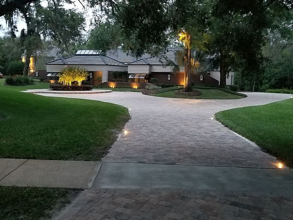 1st image of 101 Vista Oak Dr