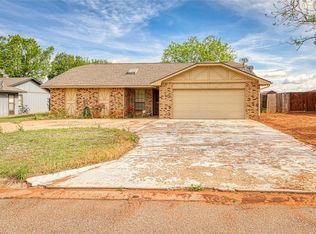 503 Maple St, Elk City, OK 73644