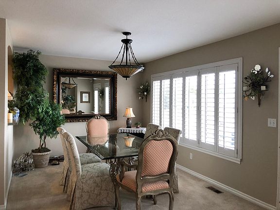 Dining Area adjacent to kitchen and living room.