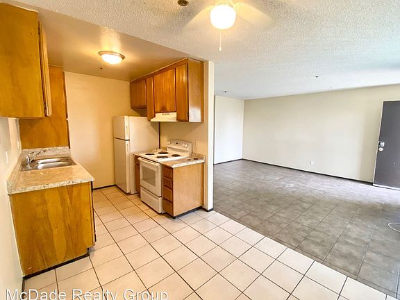4th image of 340 S 49th St #3