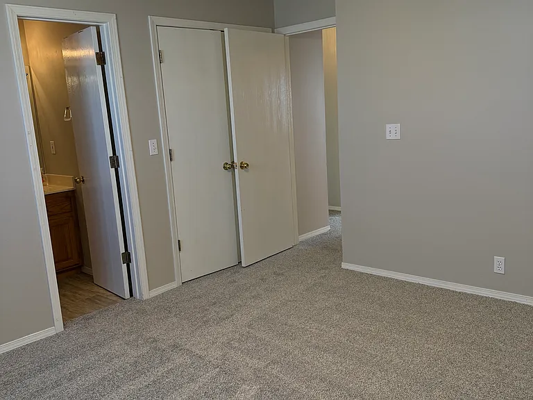 3145 Adele Ct — Photo 5