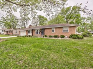 808 N Apache Dr, Independence, MO 64056
