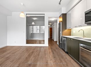 109 Vaughan Rd #207, Toronto, ON M6C 0B1