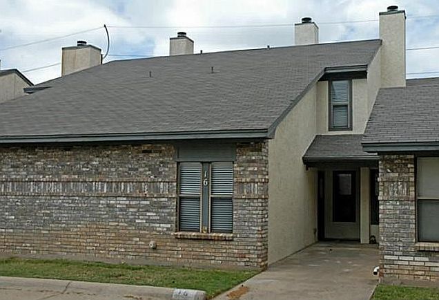 1st image of 16 Crossroads Dr