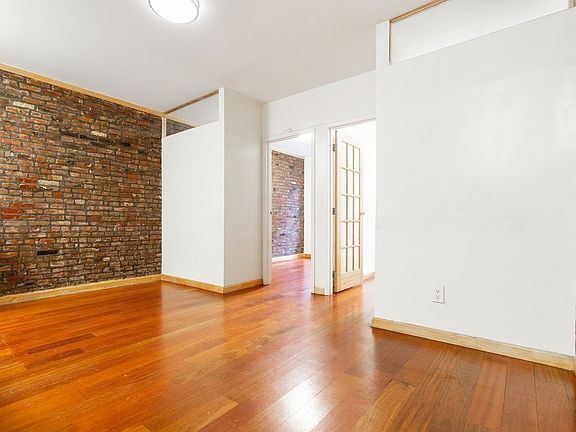 5th image of 520 E 11th St #33