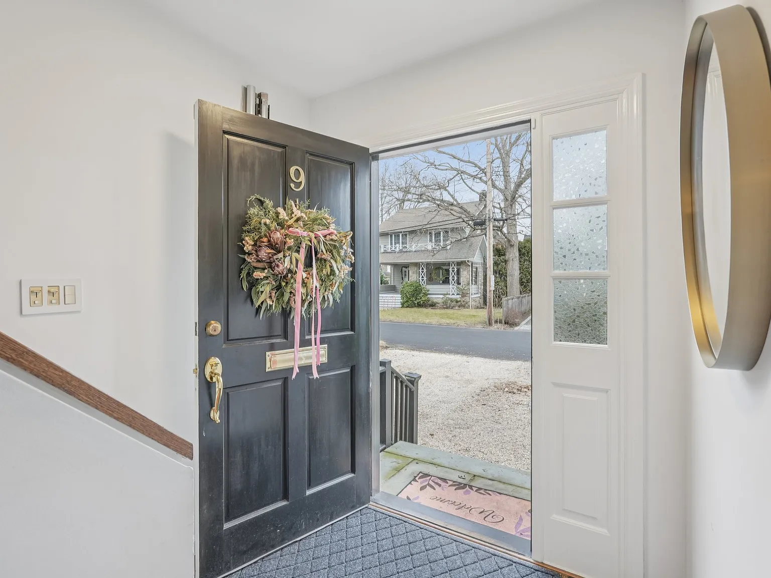 9 Oakwood Ave — Photo 4