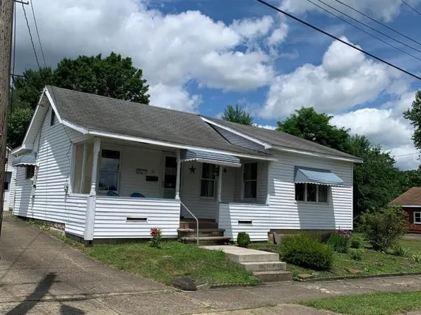 18 6th St, Youngsville, PA 16371