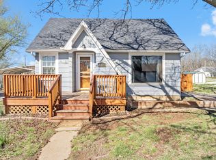 603 S High St, Stockton, MO 65785