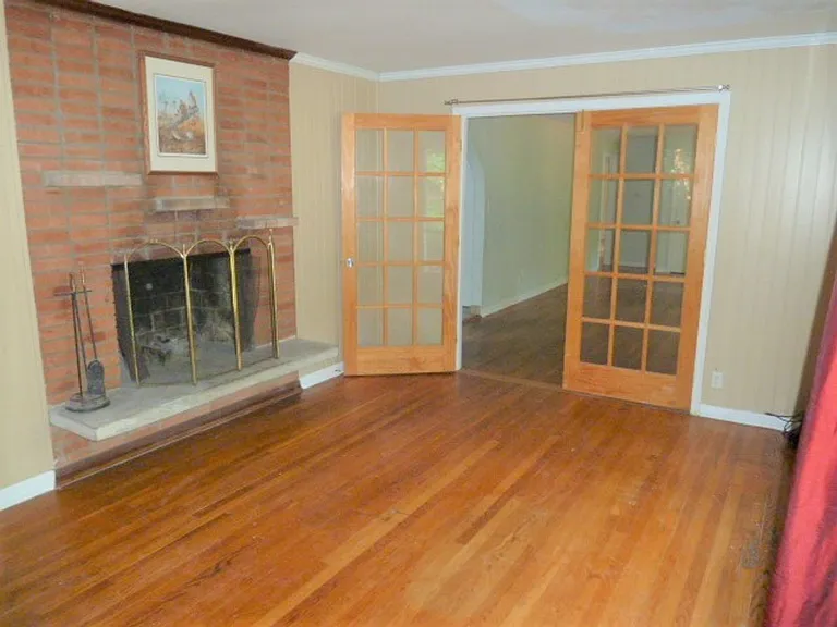 717 Williams Cir — Photo 6